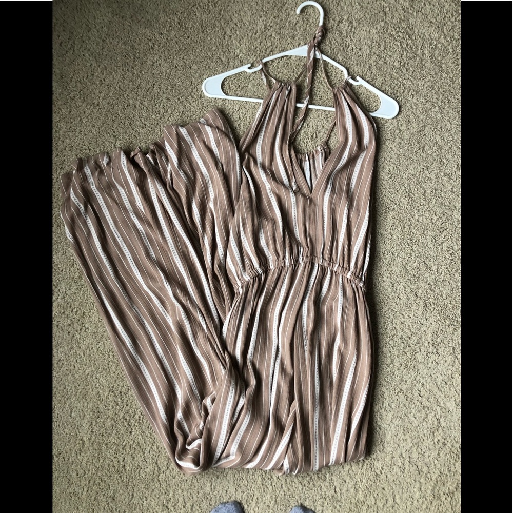 Lulus jumpsuit never worn
